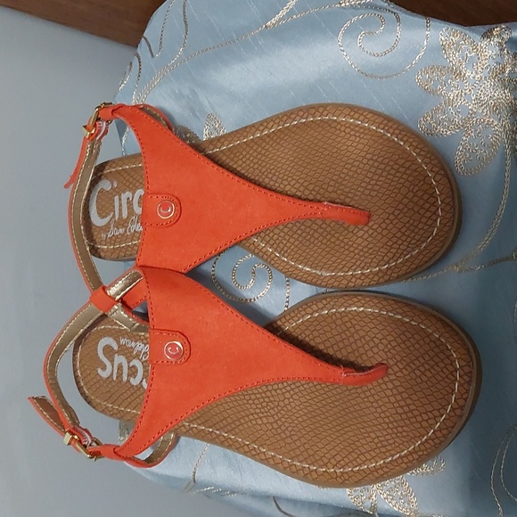 Women's Sam Edelman Thong Sandal Size 7.5 - Picture 1 of 7